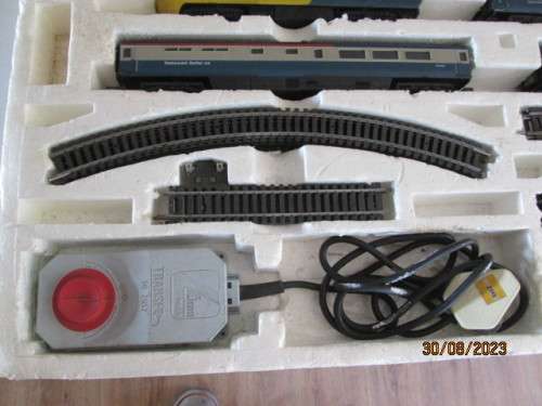 OO SCALE : LIMA - INTERCITY - 125 SPEED TRAIN - BOXED