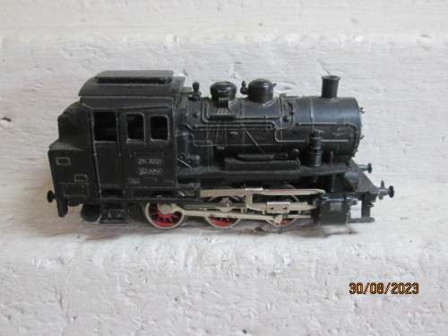 HO SCALE : MARKLIN - 0-6-0 STEAM LOCOMOTIVE