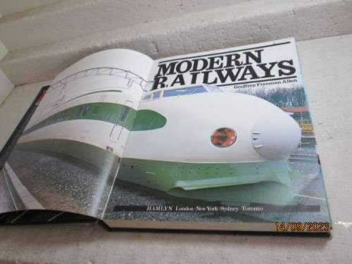MODERN RAILWAYS - HARDCOVER BOOK