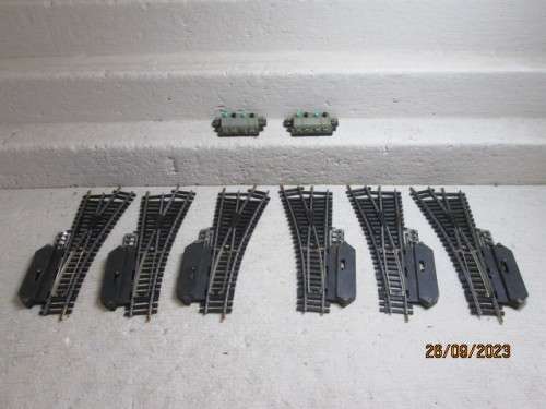 HO / OO SCALE :  LIMA - X6 ELECTRIC POINTS & EQUIPMENT