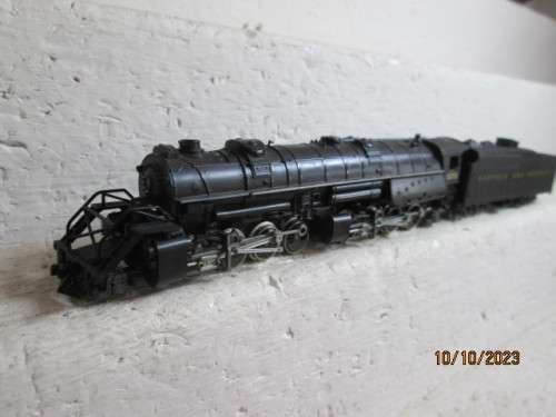 N SCALE : ROWA - 2-8-8-2 STEAM LOCOMOTIVE - BOXED
