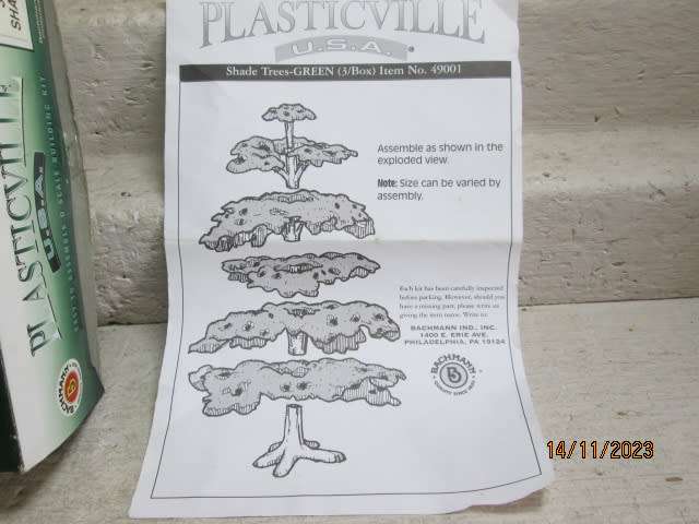 O SCALE : BACHMANN - X3 GREEN SHADE TREES - BOXED