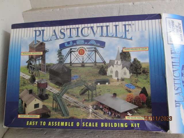 O SCALE : BACHMANN - PLATFORM FENCE WITH GATE - BOXED