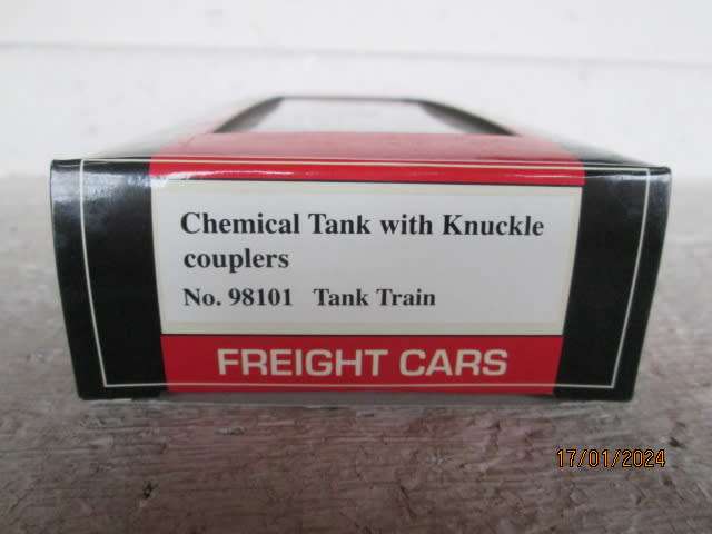HO SCALE - MODEL POWER - TANK TRAIN - SINGLE DOME PETROL TANKER -BOXED
