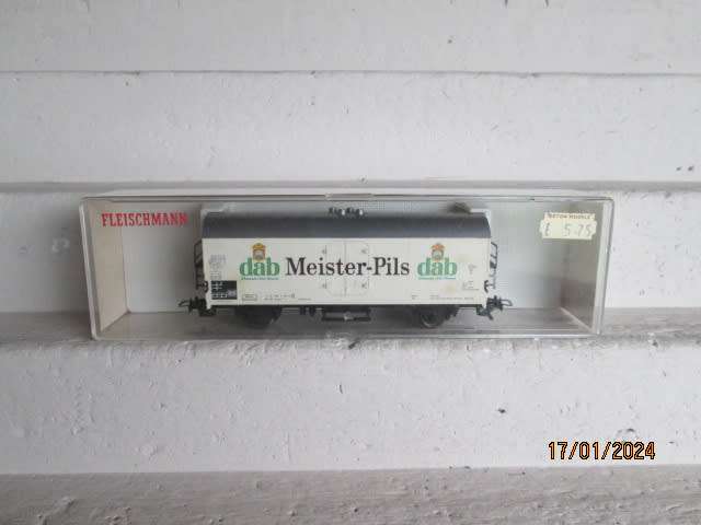 HO SCALE - FLEISCHMANN - MEISTER-PILS - BOX CAR - BOXED
