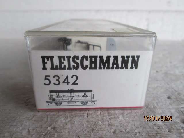 HO SCALE - FLEISCHMANN - MEISTER-PILS - BOX CAR - BOXED