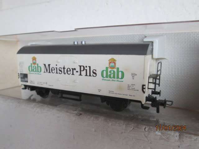 HO SCALE - FLEISCHMANN - MEISTER-PILS - BOX CAR - BOXED