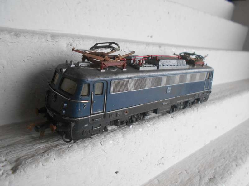 HO SCALE - FLEISCHMANN - BLUE DB ELECTRIC LOCOMOTIVE