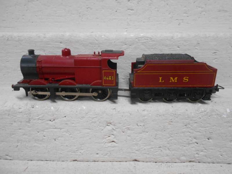 HO SCALE - LIMA - LMS 0-6-0 STEAM LOCOMOTIVE -