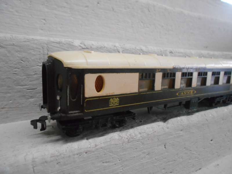 OO SCALE - TRIANG - PULLMAN COACH - BOURNEMOUTH BELLE