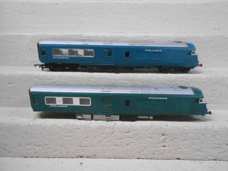 OO SCALE - TRIANG - PULLMAN - DUMMY + POWER UNIT BODY ONLY