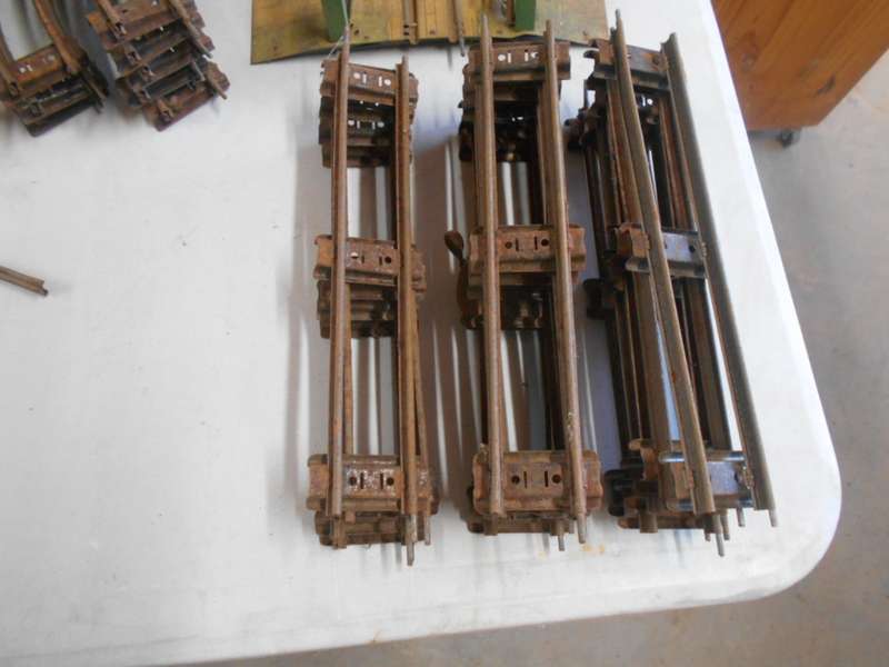 O SCALE - HORNBY - 2-RAIL TRACK + RAILL CROSSINGS