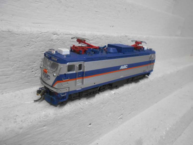 HO SCALE - ATLAS - AEM-7 LOCOMOTIVE - BOXED