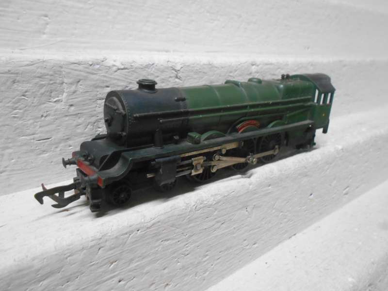 OO SCALE - TRIANG - 4-6-2 STEAM LOCMOTIVE