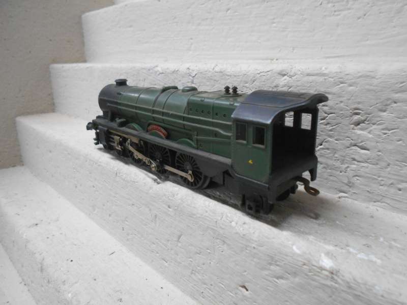 OO SCALE - TRIANG - 4-6-2 STEAM LOCMOTIVE
