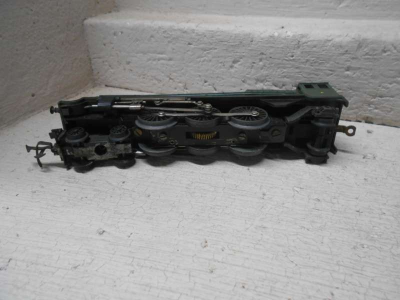 OO SCALE - TRIANG - 4-6-2 STEAM LOCMOTIVE