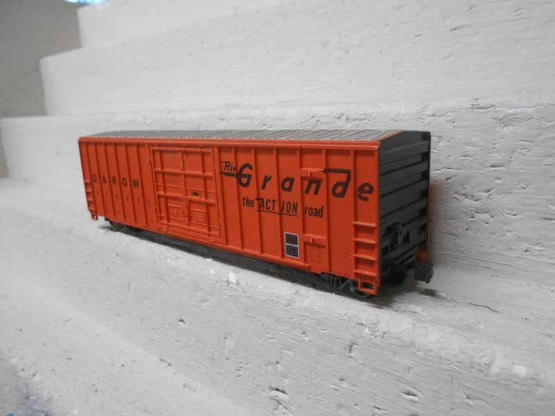 HO SCALE - 51 FT RIO GRANDE BOX CAR