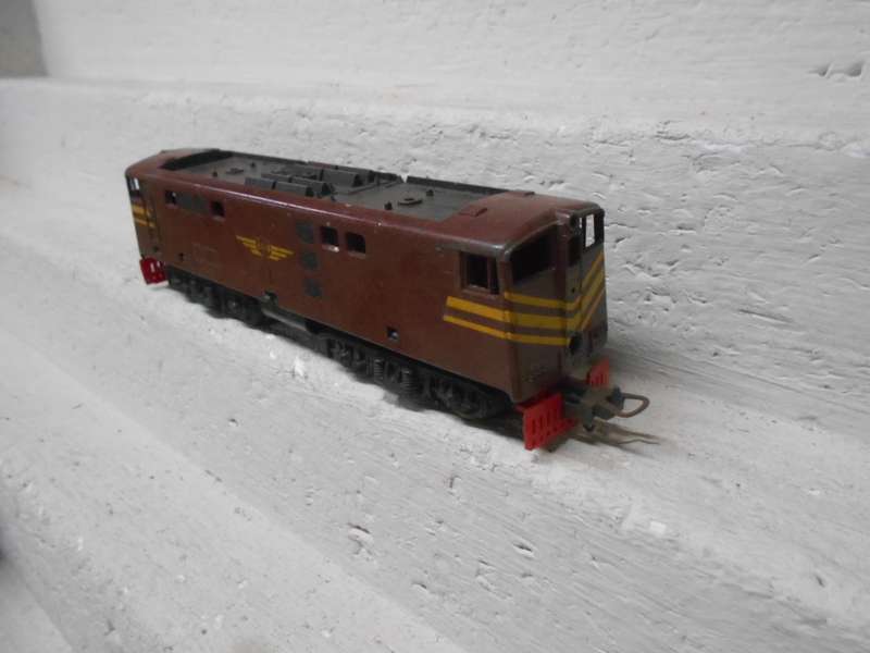 HO SCALE - LIMA - SAR - 5E - BROWN ELECTRIC LOCOMOTIVE