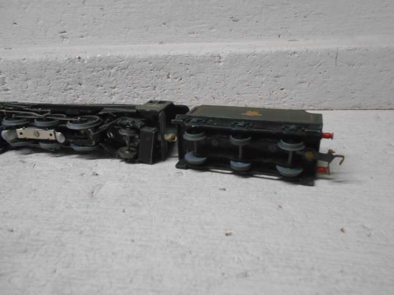 OO SCALE - HORNBY DUBLO - 4-6-2 STEAM LOCOMOTIVE - 3-RAIL