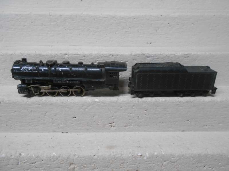 HO SCALE - MANTUA - 0-8-0 STEAM LOCOMOTIVE