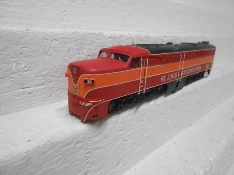 HO SCALE - PROTO 2000 - PA ST.LOUIS-SOUTHWESTERN - DIESEL LOCOMOTIVE - BOXED