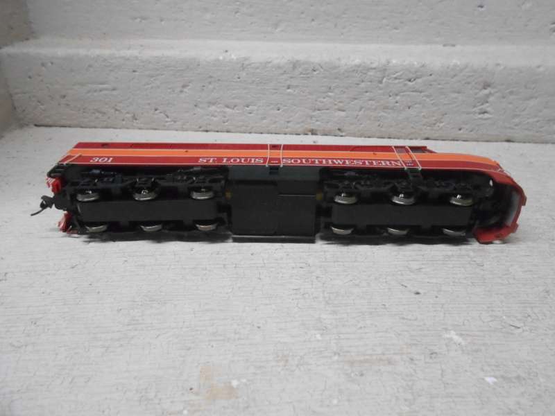 HO SCALE - PROTO 2000 - PA ST.LOUIS-SOUTHWESTERN - DIESEL LOCOMOTIVE - BOXED
