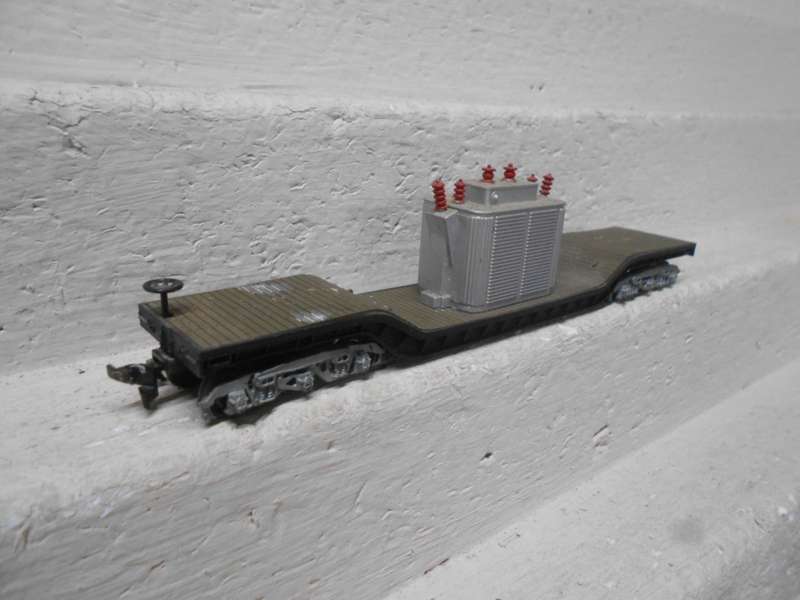 HO SCALE - BACHMANN - 6-AXLE LOWELL - WAGON WITH TRANSFORMER LOAD