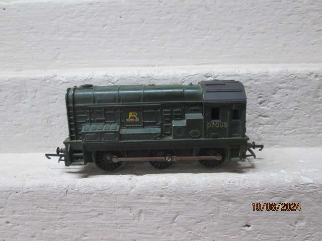 OO SCALE - TRIANG - GREE - BR - DIESEL LOCOMOTIVE - BOXED