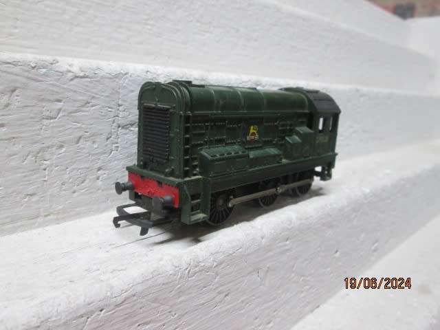 OO SCALE - TRIANG - GREE - BR - DIESEL LOCOMOTIVE - BOXED