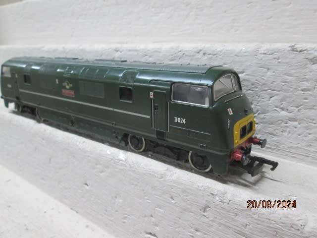 OO SCALE - MAINLINE - BR DIESEL LOCOMOTIVE - BOXED