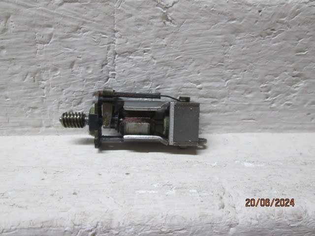 OO SCALE - HORNBY - MOTOR ONLY