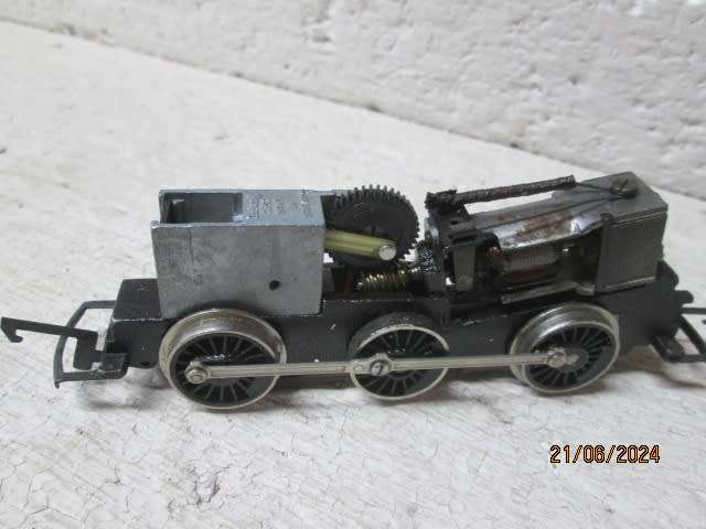 OO SCALE - HORNBY - 0-6-0 GWR - STEAM LOCOMOTIVE
