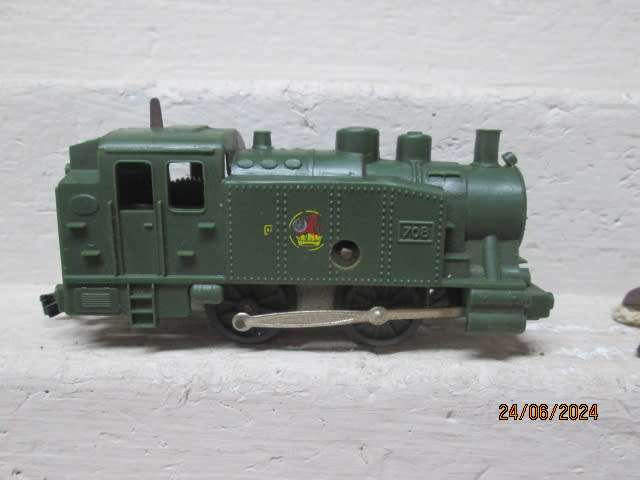 HO SCALE - JOEFF - BR CLOCKWORK STEAM LOCOMOTIVE