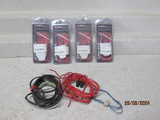 HO SCALE - TRAIN LAYOUT ACCESSORIES