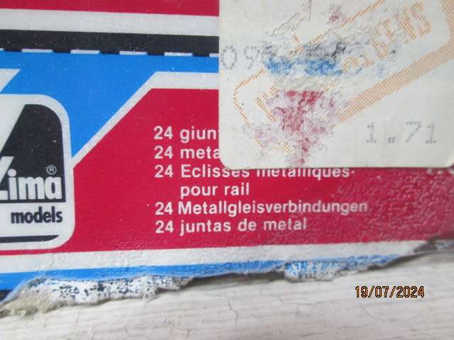 HO / OO SCALE - LIMA - RAIL CONNECTORS - X24 - BOXED