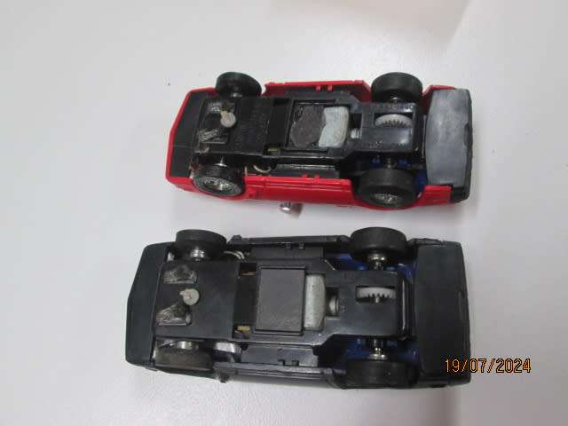 SPEEDTRAX - GRAND TOURISM SLOT CAR - 1:43 SCALE - SET
