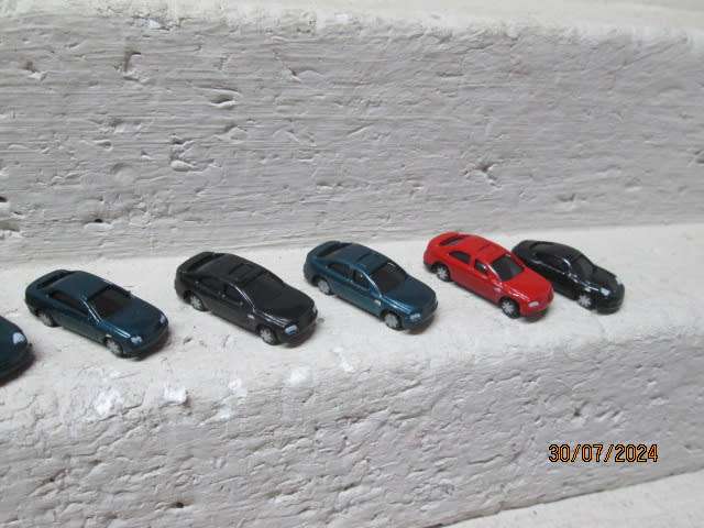 N SCALE - CARS - X10