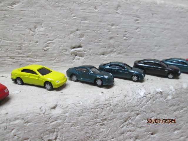 N SCALE - CARS - X10