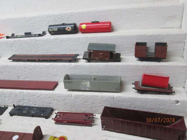 HO / OO SCALE - SCRAPYARD