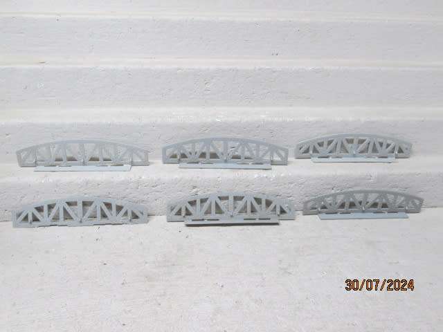 HO SCALE - BRIDGE SIDES - X6