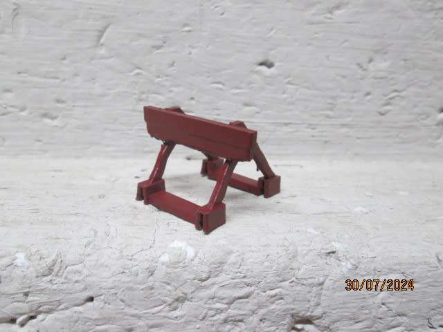 HO / OO SCALE - BUFFER STOPS