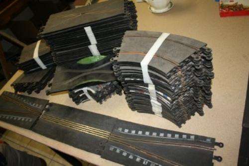 SCALE ELECTRIC TRACK