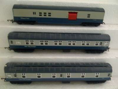 OO - X3 B.R.COACHES - INTERCITY - TRI-ANG/HORNBY