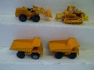 EARTH MOVING EQUIPMENT - HO