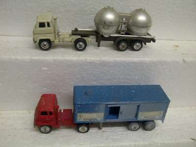 X2 ISUZU TRUCKS - HO