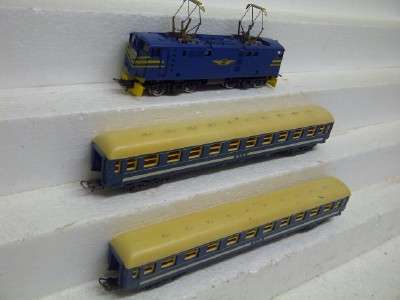 SAR LIMA HO - BLUE TRAIN SET