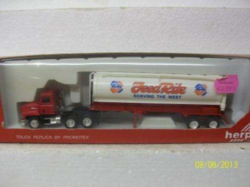 HERPA HO FEEDRITE TANKER LOT 18