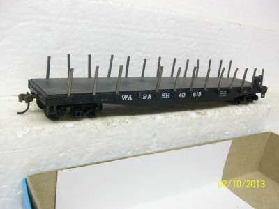 HO ATHEARN  WABASH 50FT FLAT CAR  LOT 82