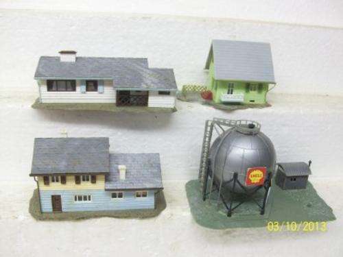FALLER N SCALE BUILDINGS LOT 139