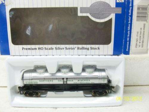 HO BACHMANN SILVER SERIES TANKER LOT 213